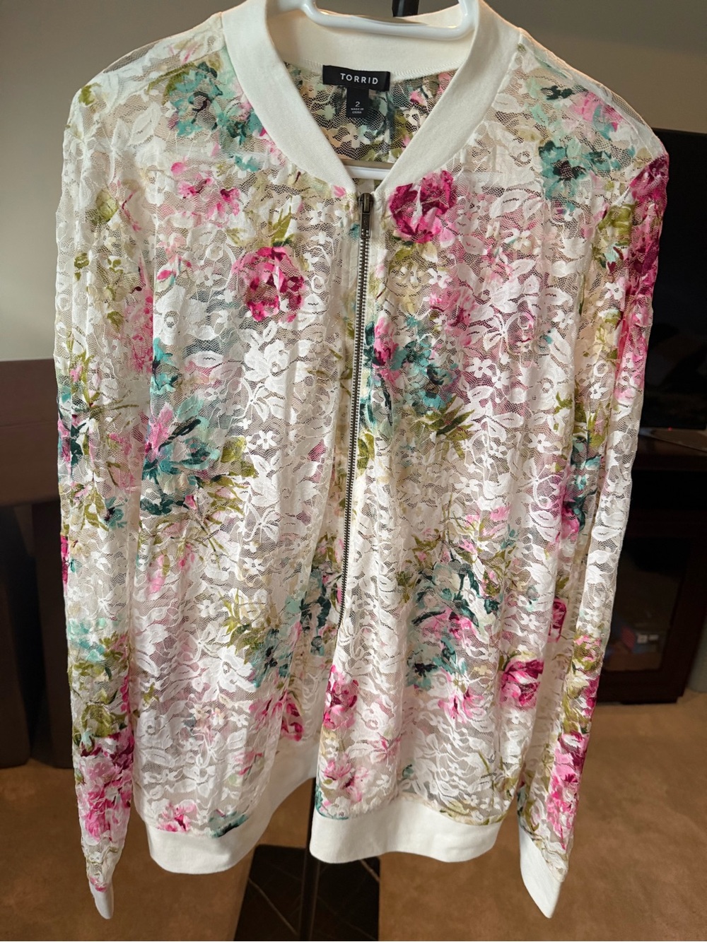 torrid White Lace Floral Bomber Jacket - Picture 2 of 3